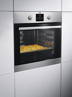 AEG Einbaubackofen – Serie 5 Ringheißluft: Gleichmäßige Garergebnisse auf 3 Ebenen – Pyrolyse Selbstreinigung – 25 Automatikprogramme – LED-Touchdisplay – Schnellaufheizung – Schwarz – BPE53516AB