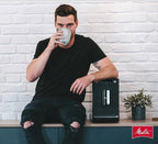 Melitta Solo - Kaffeevollautomat mit höhenverstellbarem Auslauf, kleine Kaffeemaschine mit abnehmbarem Wassertank, für z. B. Espresso oder Café Crème, silber