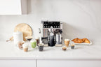 Ninja Luxe Essential 2-in-1-Kaffeemaschine mit Mahlwerk und Aufschäumer für Latte, Cappuccino & Espresso, einfache Handhabung, 2 Voreinstellungen zum Aufschäumen, Silber, ES501EU