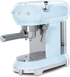 Smeg, ECF01WHEU Manual Espresso -Maschine, Cappuccino -System, Thermoblock, große Tassengehäuse und Doppelkaffeefunktion, 1 l Wassertank, kompakte Abmessungen, 1350W, Weiß