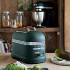 KitchenAid Toaster für 2 Scheiben mit Sandwich-Zange | Artisan | Retro Toast Machine | Verschiedene Funktionen und Bräunungsstufen | Grün
