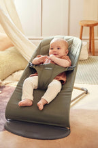 BabyBjörn Babywippe Bliss, Gewebt, Blütenblatt-Steppung, Sandgrau