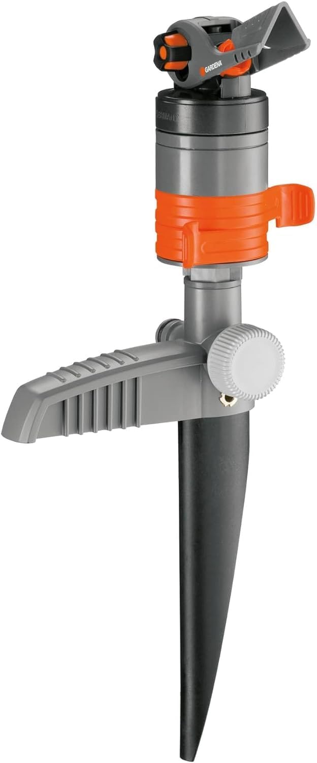 Gardena Comfort Vielflchenregner AquaContour Automatic: Flchenbewsserung für die individuelle Bewsserung nahezu jeder Gartenkontur, einfache Programmierung, Reichweite 2,5-10,5 m (8133-20)