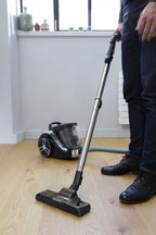 Rowenta RO4825 beutelloser Bodenstaubsauger Compact Power XXL | 550 Watt | 2,5L Staubvolumen | Kompakt & leise | Extreme Saugleistung | Hocheffizienter Saugkopf | Schwarz/Grau